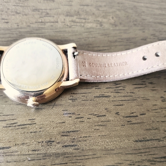 Fossil Neely Quartz Watch - Picture 3 of 3